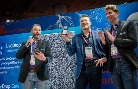 Eerste volledig offline gegevensoverdracht door Constantijn van Oranje op CES