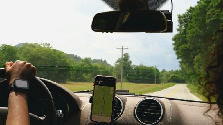 Betere rijstrookbegeleiding met Google Maps en Android Auto