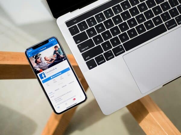 Vier op de tien Nederlanders overweegt social media van hun telefoon te verwijderen