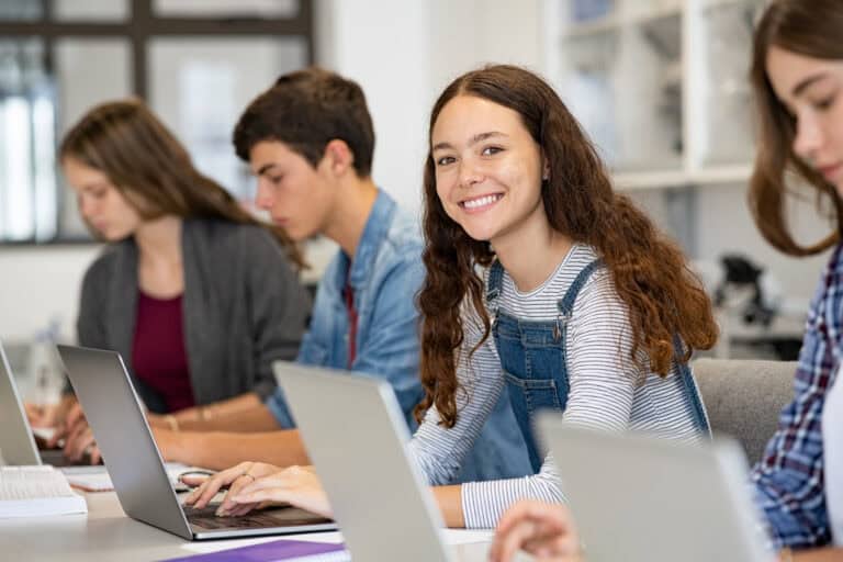 Digitale geletterdheid Nederlandse leerlingen blijft achter