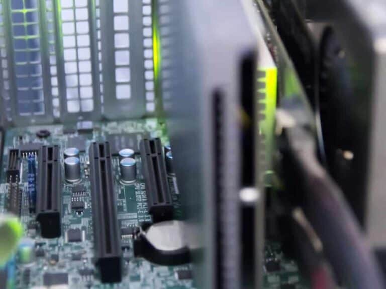 Microsoft opent eerste datacenter in België