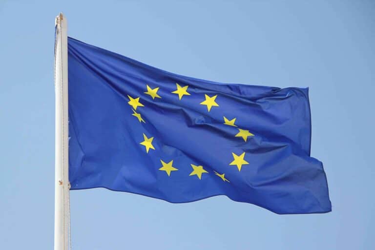 EU legt Apple en Meta eerste boetes op onder Digital Markets Act