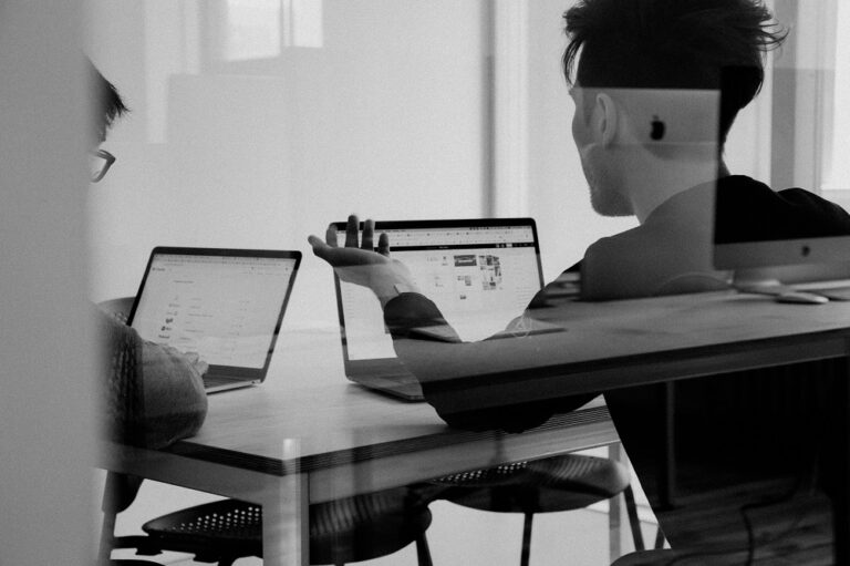 OM hervat systemen na grote storing en sluit hack uit