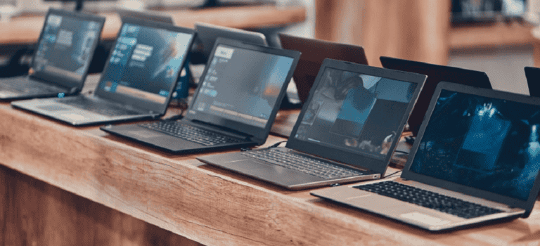 Pc-markt groeit 9,4 procent, tarieven mogelijk zand in de motor