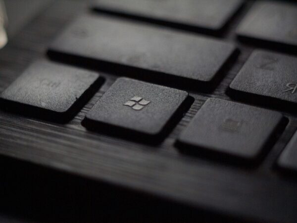 Windows 11 Build 22635.5160 biedt nieuwe functies voor Narrator en Copilot voor insiders