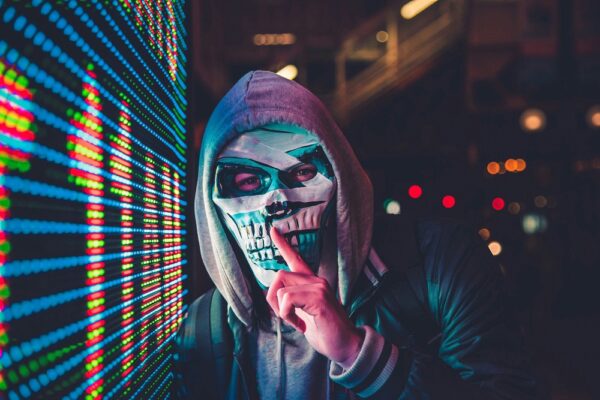 Hackers sturen dreigende e-mail naar CEO van Marks & Spencer