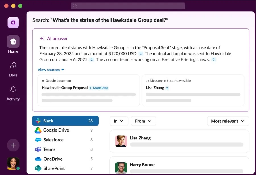 Slack AI-update 1 Een Slack-venster toont een zoekopdracht over de Hawksdale Group deal, met resultaten van Google Drive en een bericht van Lisa Zhang over de status van de deal.