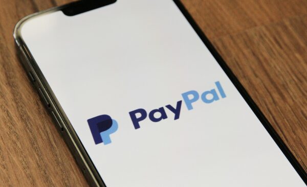 Miljoenen PayPal-accounts te koop aangeboden op het dark web