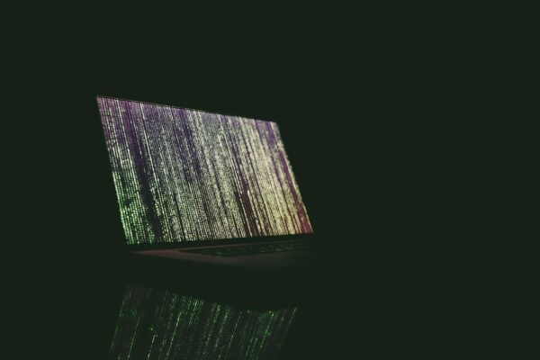 Interpolis lanceert cybernoodknop voor mkb