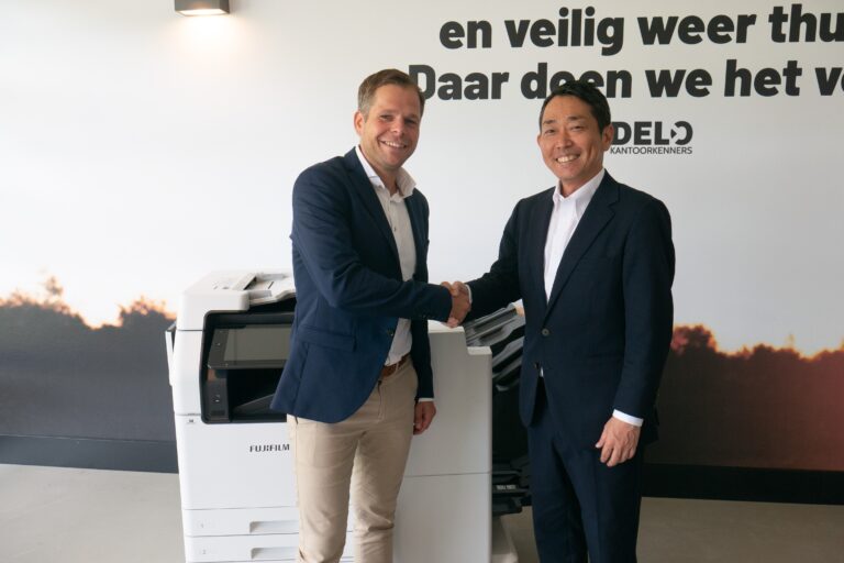 Printers van Fujifilm via Delo naar Nederlandse zakelijke markt