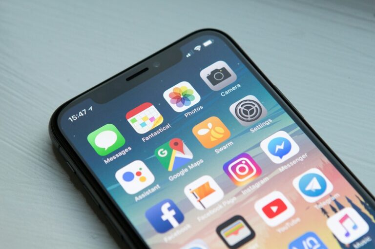 KPN corrigeert mobiele abonnementen sterker dan Vodafone