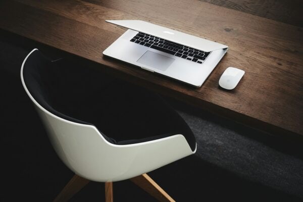 Fiverr schrapt 30 procent van personeel en richt zich volledig op AI