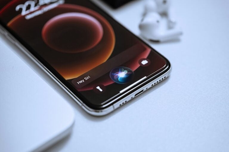 Apple werkt aan eigen AI-zoekfunctie voor Siri