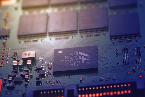 TU/e opent Casimir Institute voor chips en hightechsystemen