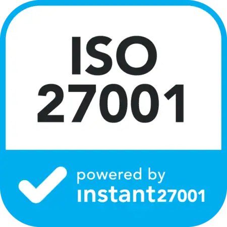 Een badge met de tekst "ISO 27001" boven een vinkje en de woorden "powered by instant27001" op een blauwe en witte achtergrond.