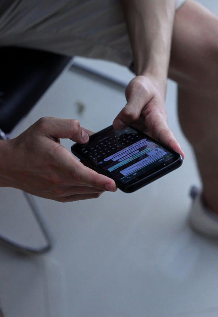 Chatcontrole blijft sluimeren: nieuwe Europese poging leidt tot Kamervragen