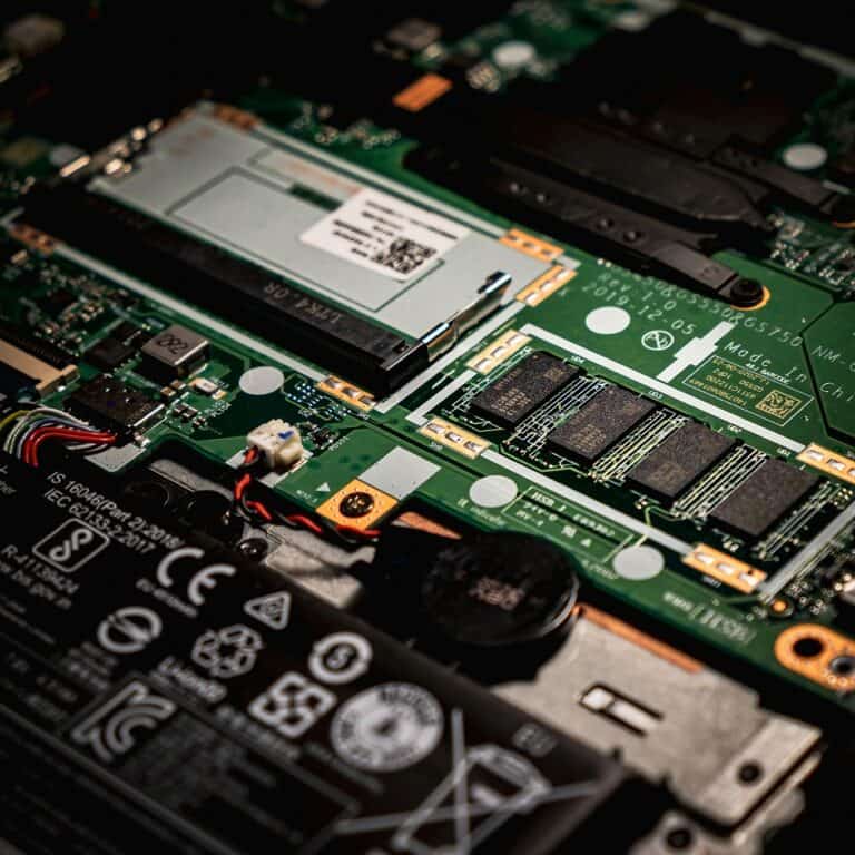 Samsung-top en medewerkers aangeklaagd wegens lekken DRAM-technologie naar China