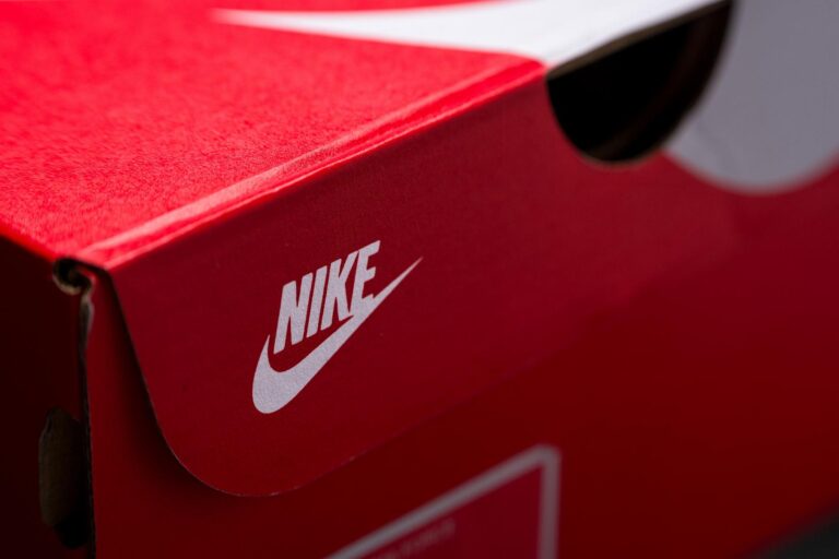 Nike onderzoekt datalek na claim ransomwaregroep