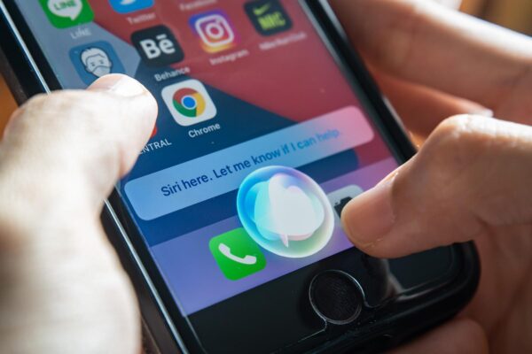 ‘Nieuwe AI-versie Siri krijgt eigen app en wordt op 8 juni gepresenteerd’