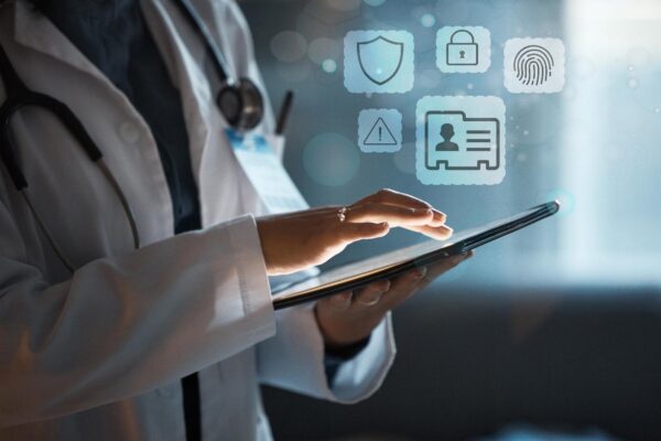 Onderzoek stelt dat zorg digitaal noodpakket klaar moet hebben staan