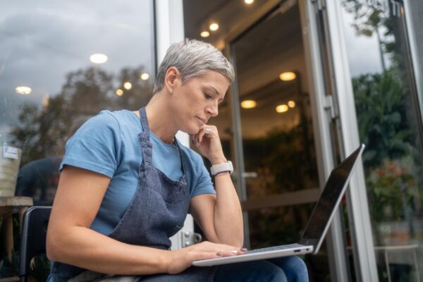 Slechts 14 procent van Nederlandse microbedrijven gebruikt AI