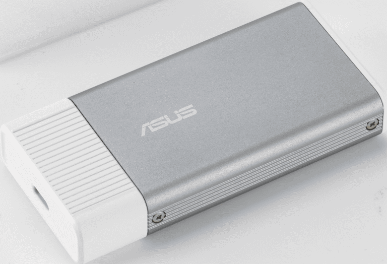 ASUS UGen300: AI-accelerator via USB-C