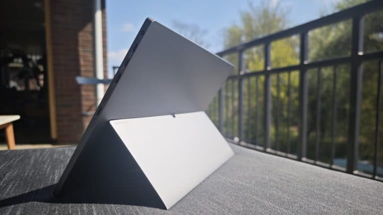 ASUS ZenScreen OLED MQ16FC review: mobiliteit met hoge beeldkwaliteit