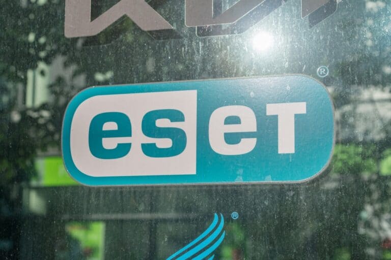 ESET neemt Cyber Defence Group over en opent kantoor in Nederland