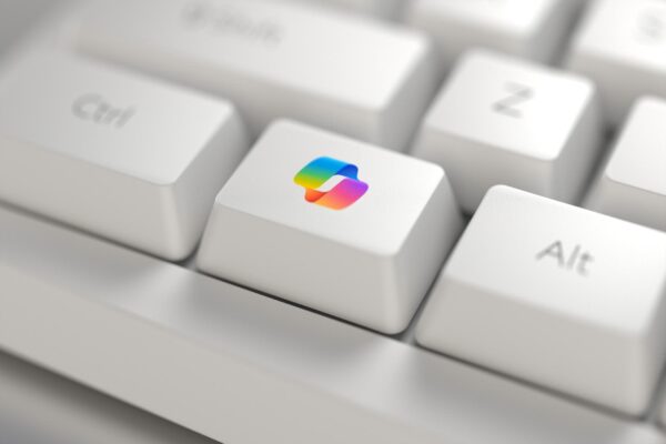 Microsoft laat gebruikers verplichte Copilot-toets herprogrammeren