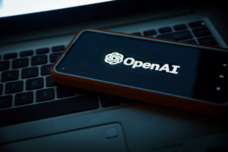 Apple-topman achter Vision Pro stapt over naar OpenAI