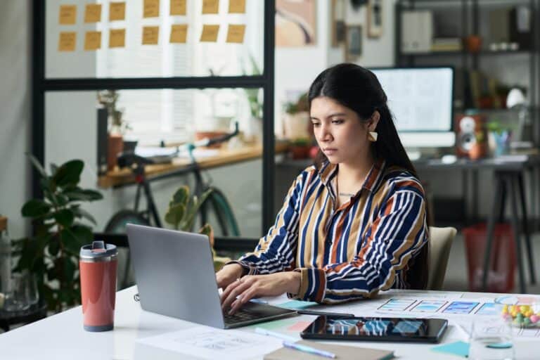 Claude Cowork komt naar mobiel en web