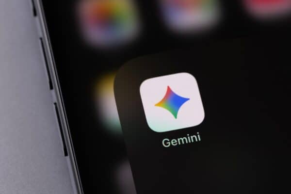 Google maakt zichtbaar AI-watermerk optioneel