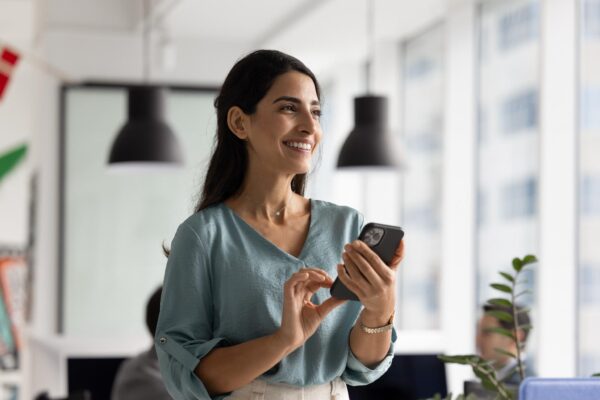 WhatsApp maakt groepschats handiger voor de werkvloer