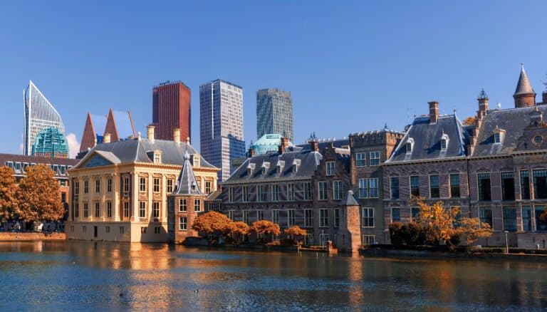 Kabinet erkent volledige AI-afhankelijkheid van VS