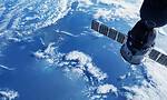 Telecomgiganten bundelen krachten in strijd om satellietspectrum
