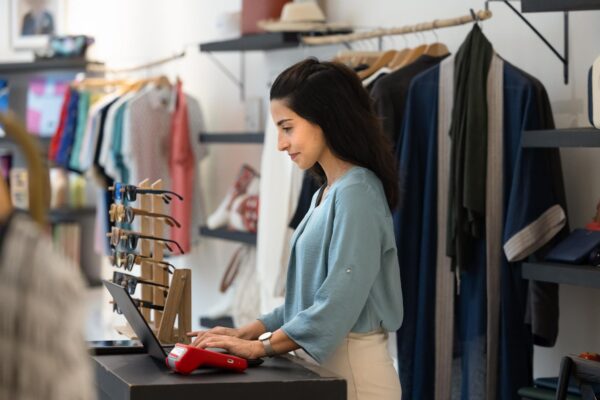 Google rolt UCP-integratiehub uit in Merchant Center in de VS