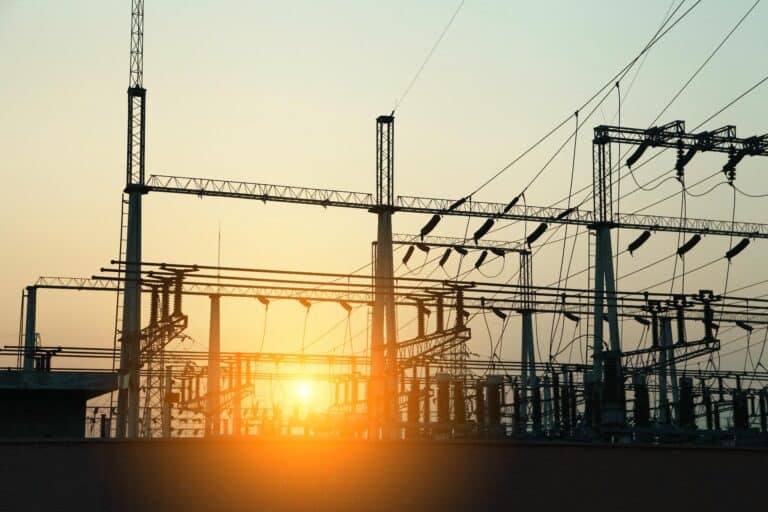 Wachttijden tot tien jaar: energieschaarste remt digitale ambities