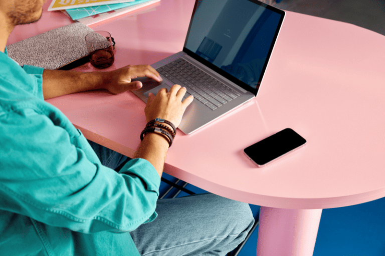 Odido lanceert Cloud Telefonie met AI Voice en CRM-koppeling
